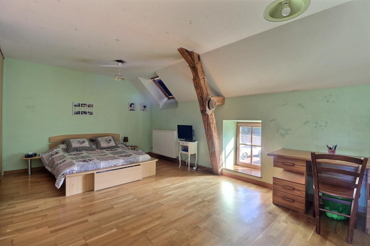 SAINT-MARTIN-DE-SALENCEY Ferme Saint Martin De Salencey 6 pièce(s) 157.5 m2 10