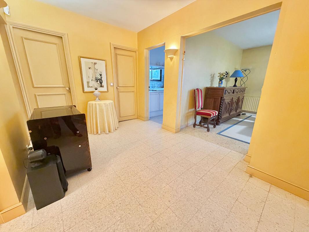 CAHORS Maison 4 chambres sur 500 m² de terrain proche centre ville 3