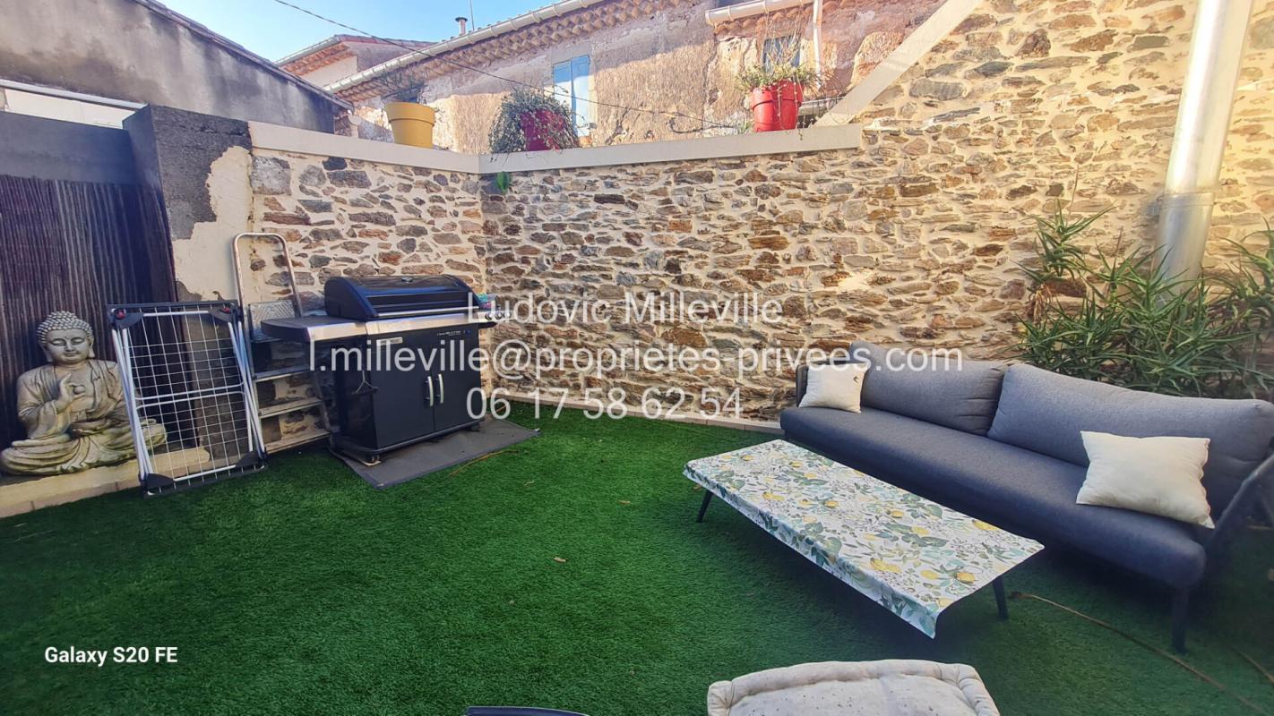 FAUGERES Splendide maison de 165m² entièrement rénovée avec terrasse 1