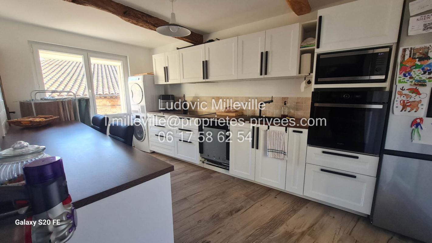 FAUGERES Splendide maison de 165m² entièrement rénovée avec terrasse 4