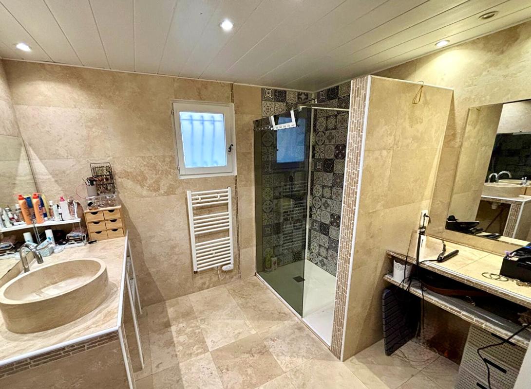 ISTRES Villa  145 m2 - 5 chambres 11