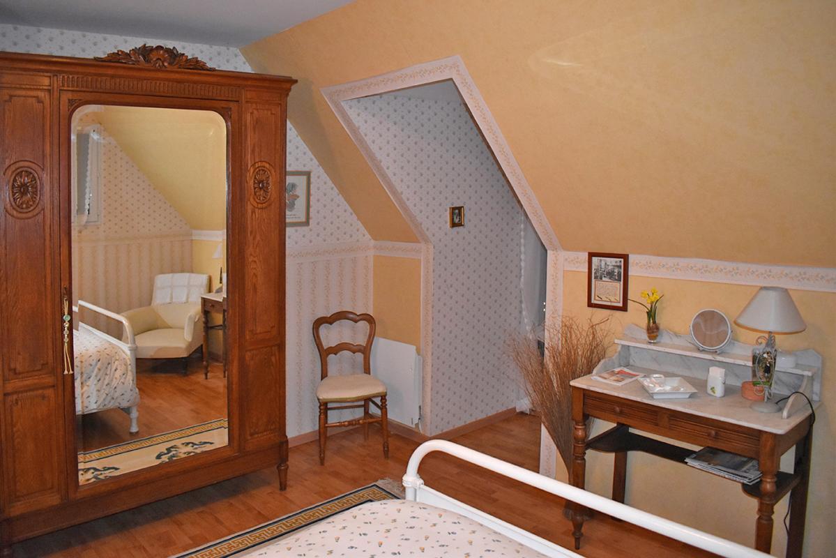 SARLAT-LA-CANEDA Sarlat La Caneda  Maison 5 pièce(s) 201 m2 14