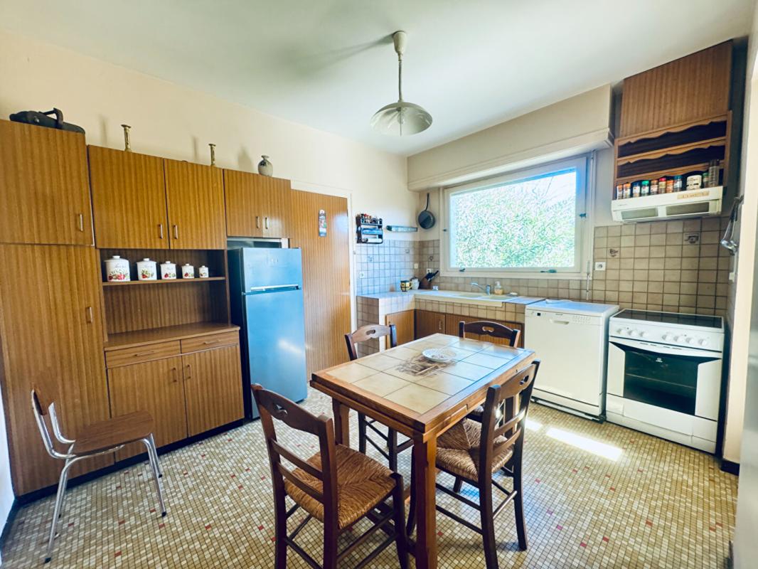 PAU Maison de 7 pièces et garage - Pau nord 3