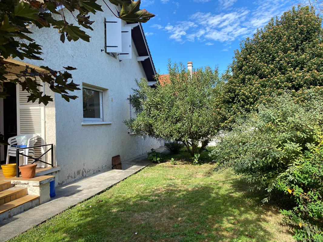 PAU Maison de 7 pièces et garage - Pau nord 7