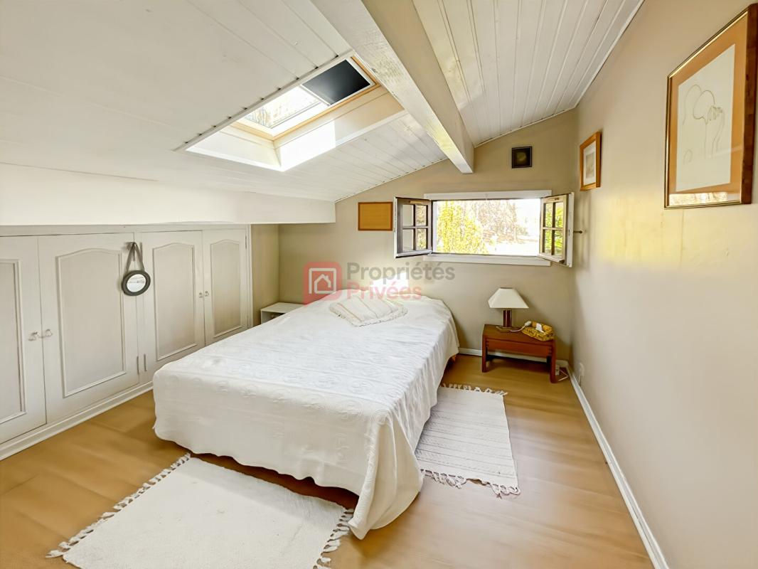 USTARITZ Maison familiale avec jardin, piscine et grand sous-sol à Ustaritz 14