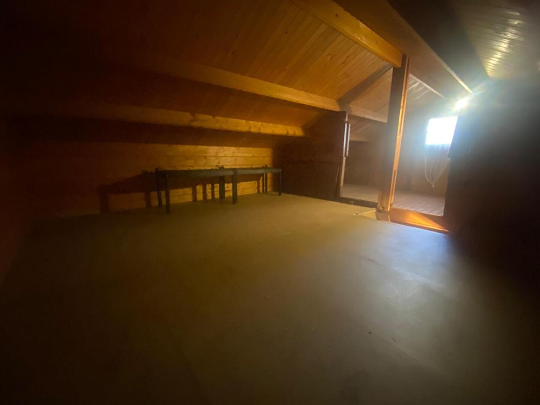 SAINT-CHAMAS Maison en pleine colline à Cornillon Confoux 6