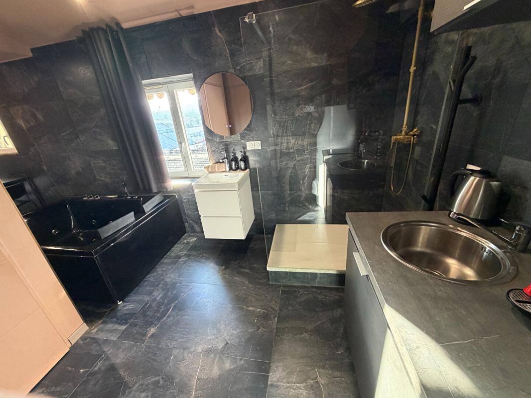 LYON-9E-ARRONDISSEMENT Appartement Lyon 2 pièce(s) 24 m2 7