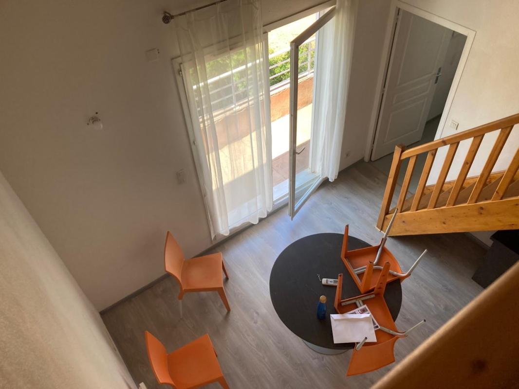 CORTE Lot N°1 de 2 appartements (T2 et T3) dans un immeuble à CORTE 14