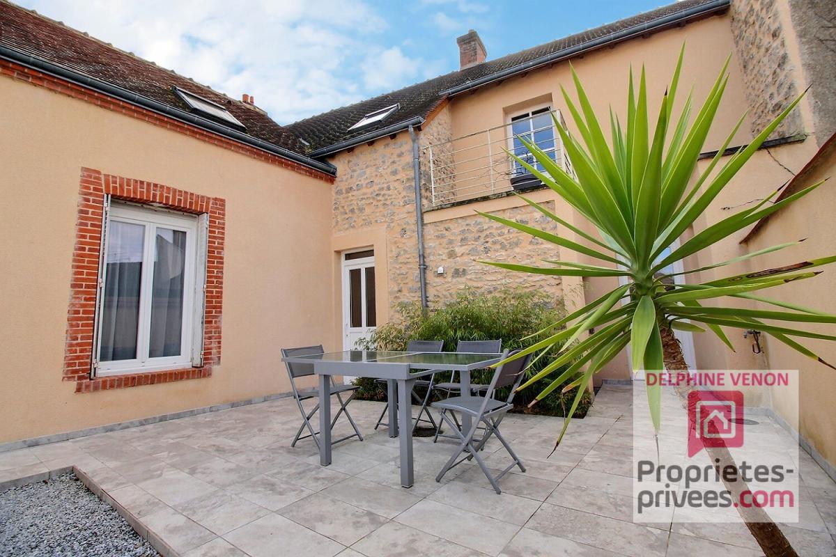 CHATEAUNEUF-SUR-LOIRE Exclusivité - Maison de ville avec vie en plain pied à 2 pas des commerces à Châteauneuf Sur Loire 12