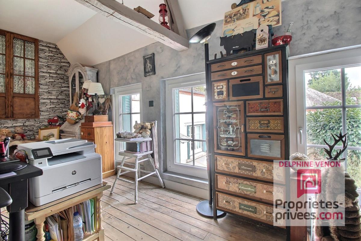 SAINT-BENOIT-SUR-LOIRE Exclusivité - Maison de ville sur un terrain de 378 m² au coeur du bourg de Saint Benoît sur Loire+ garage et 2 lavoirs 7