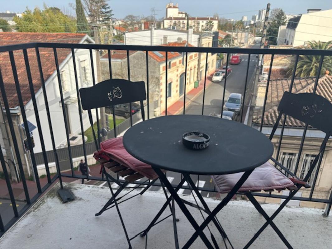 LE BOUSCAT 33110 LE BOUSCAT CENTRE APPARTEMENT T5 95 m2  AVEC GARAGE 13