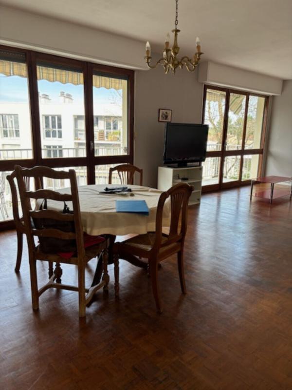 LE BOUSCAT 33110 LE BOUSCAT CENTRE APPARTEMENT T5 95 m2  AVEC GARAGE 2