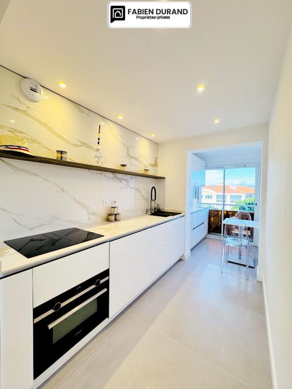 FREJUS Appartement Unique à Frejus Plage 3 pièce(s) 70 m2 avec Garage Cave Parking 8