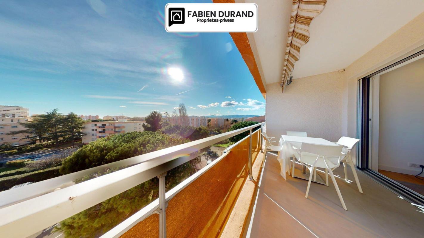 FREJUS Appartement Unique à Frejus  Plage 3 pièce(s) 70 m2 avec Garage Cave Parking 12