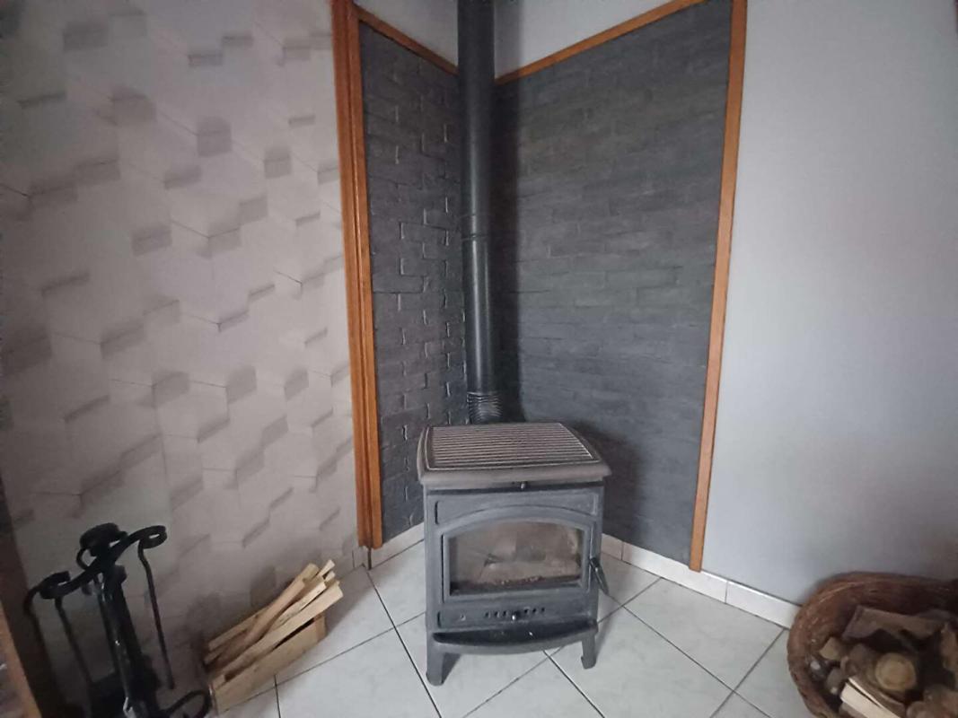 SAINTE-GAUBURGE-SAINTE-COLOMBE Maison proche Sainte Gauburge Sainte Colombe 6 pièce(s) 109 m2 7