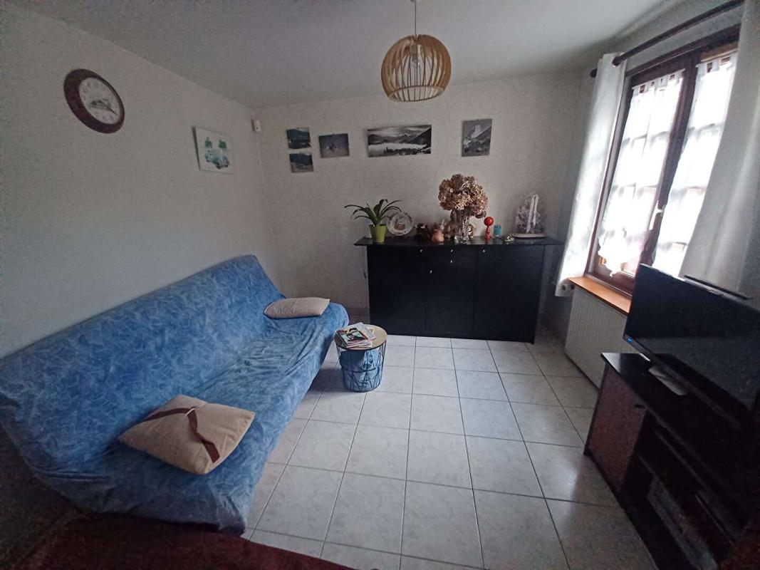 SAINTE-GAUBURGE-SAINTE-COLOMBE Maison proche Sainte Gauburge Sainte Colombe 6 pièce(s) 109 m2 8