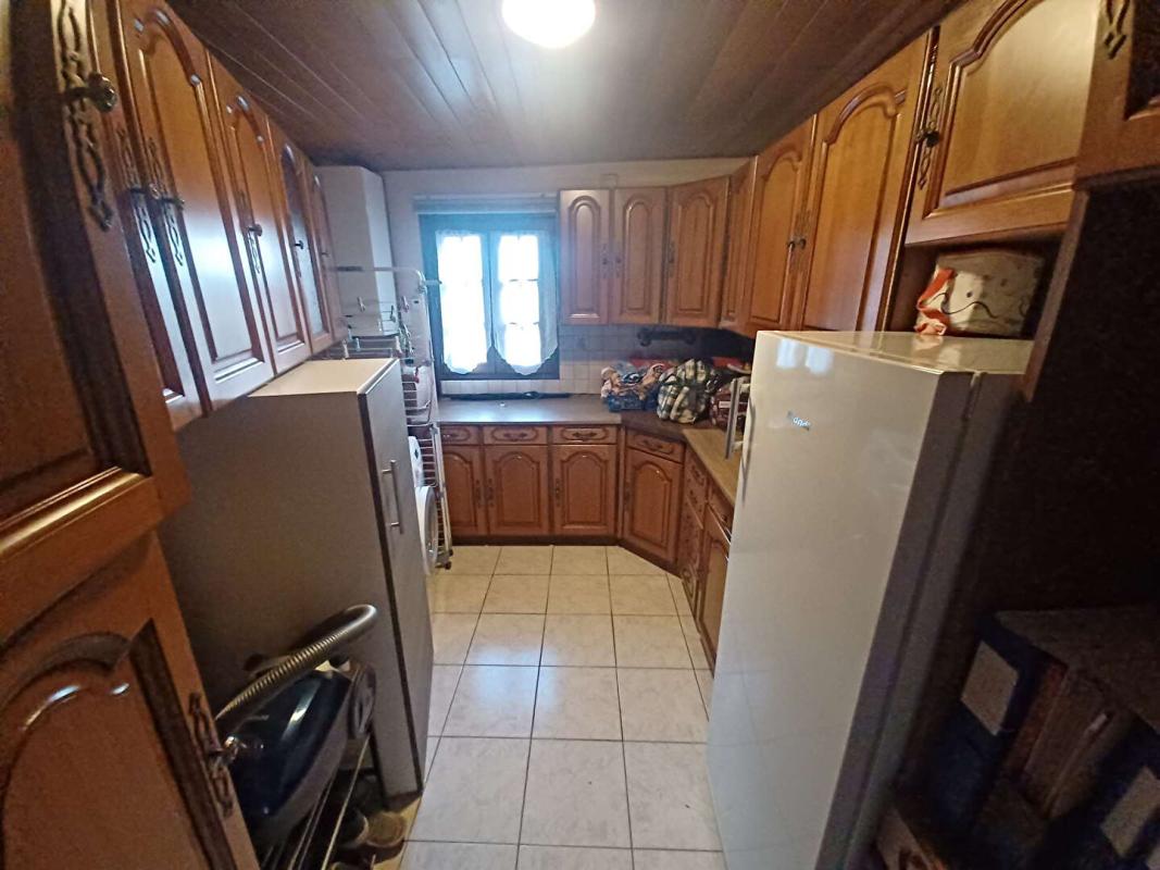 SAINTE-GAUBURGE-SAINTE-COLOMBE Maison proche Sainte Gauburge Sainte Colombe 6 pièce(s) 109 m2 9