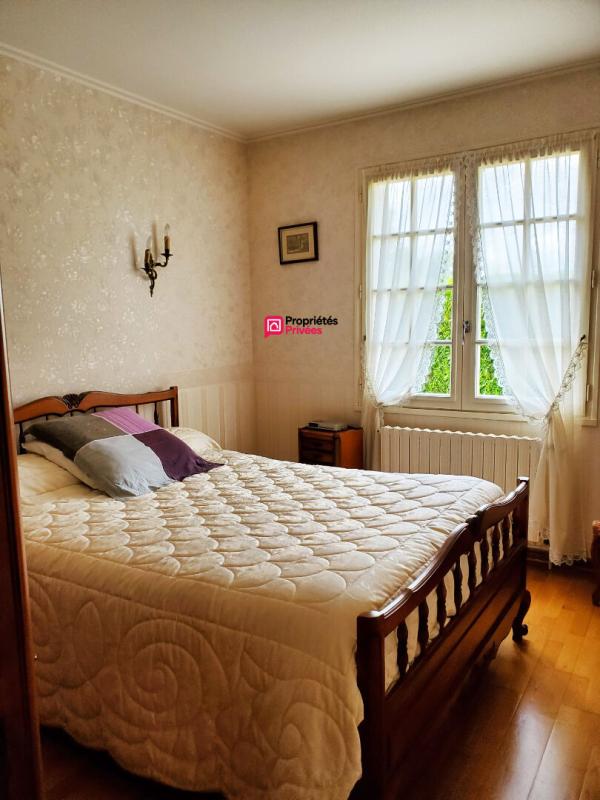 NOYERS-SUR-CHER Noyers sur Cher maison - 158 m² - 5 pièces - 4 chambres sur terrain de 1320 m² 8