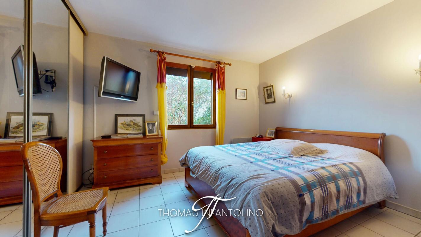 CARCASSONNE EN EXCLUSIVITE - MAISON D'ARCHITECTE - 3 CHAMBRES - MEZZANINE - PISCINE - 2 GARAGES 13