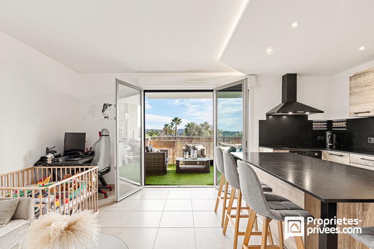 GRASSE Superbe appartement T2 à Grasse sud accès pénétrante 3