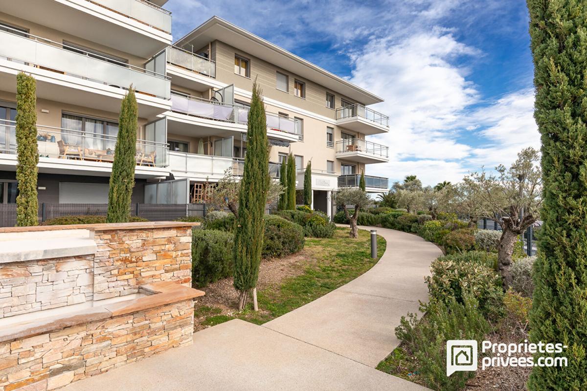 GRASSE Superbe appartement T2 à Grasse sud accès pénétrante 8