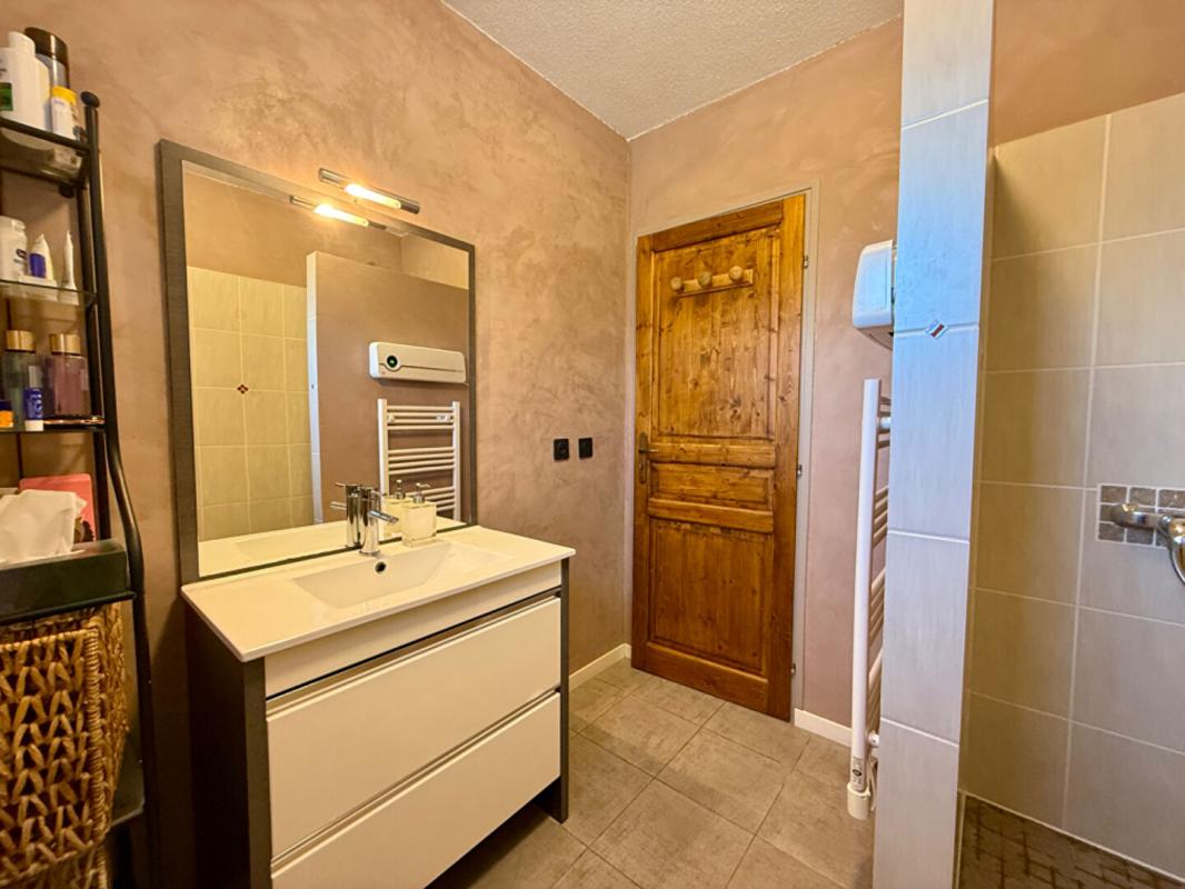 LA LONDE-LES-MAURES Maison 4 chambres avec piscine chauffée, garage - proche plages et port - La Londe-les-Maures 8