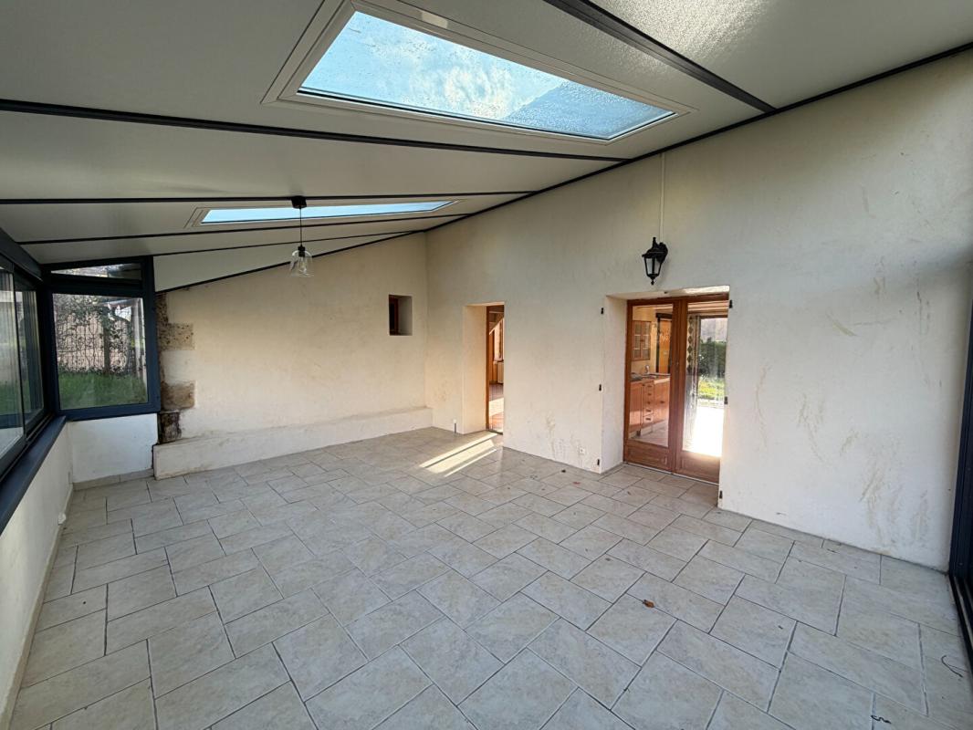 COULANGES-LES-NEVERS Jolie maison ancienne à Coulanges Les Nevers 10