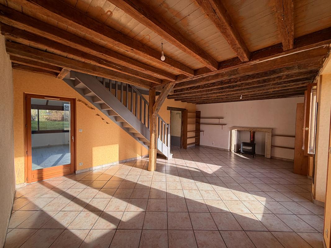 COULANGES-LES-NEVERS Jolie maison ancienne à Coulanges Les Nevers 7