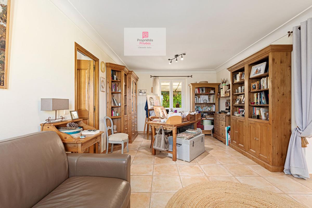 FAYENCE Villa de prestige de 275M2 avec vue panoramique -Fayence (83440) 13