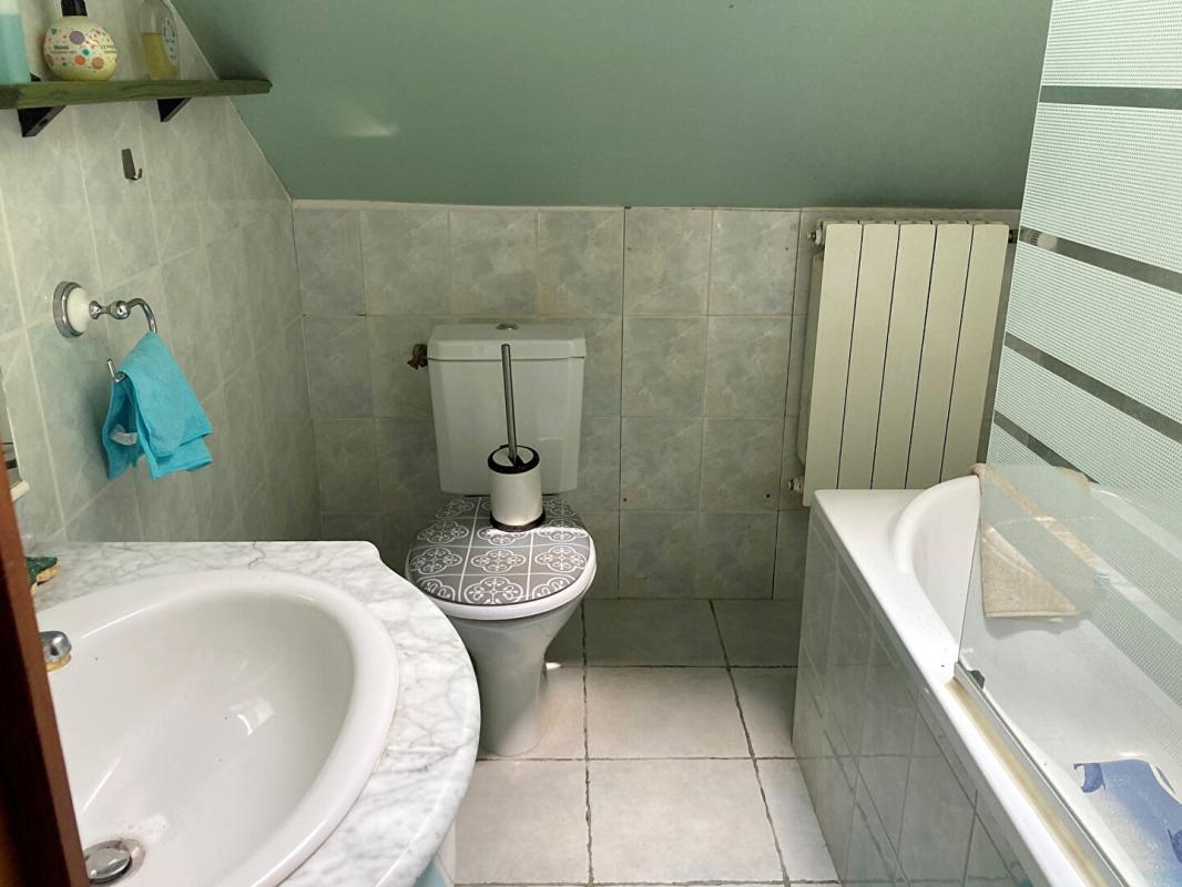 PRAYSSAC Immeuble à Prayssac 2 appartements loués avec terrasses 9