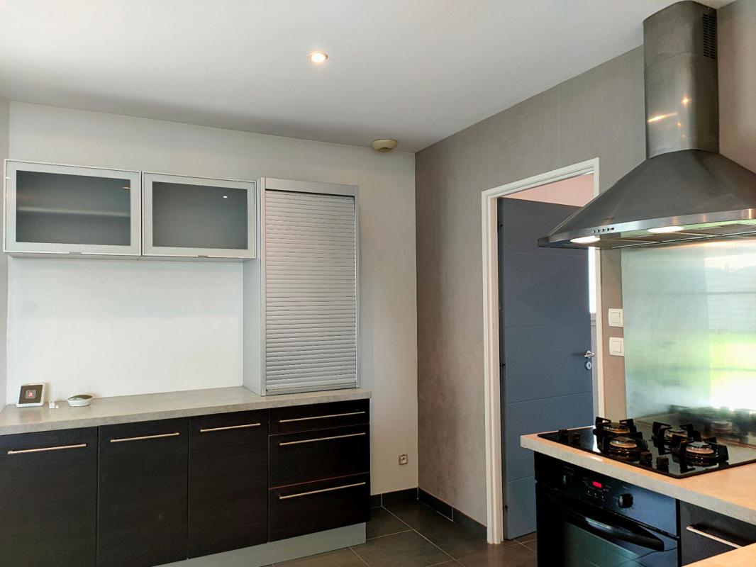 BEYCHAC-ET-CAILLAU MAISON 120 m² - GARAGE 15 m² - TERRAIN 680 m² 10