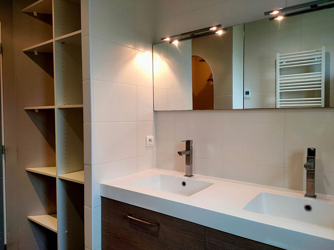 BEYCHAC-ET-CAILLAU MAISON 120 m² - GARAGE 15 m² - TERRAIN 680 m² 18