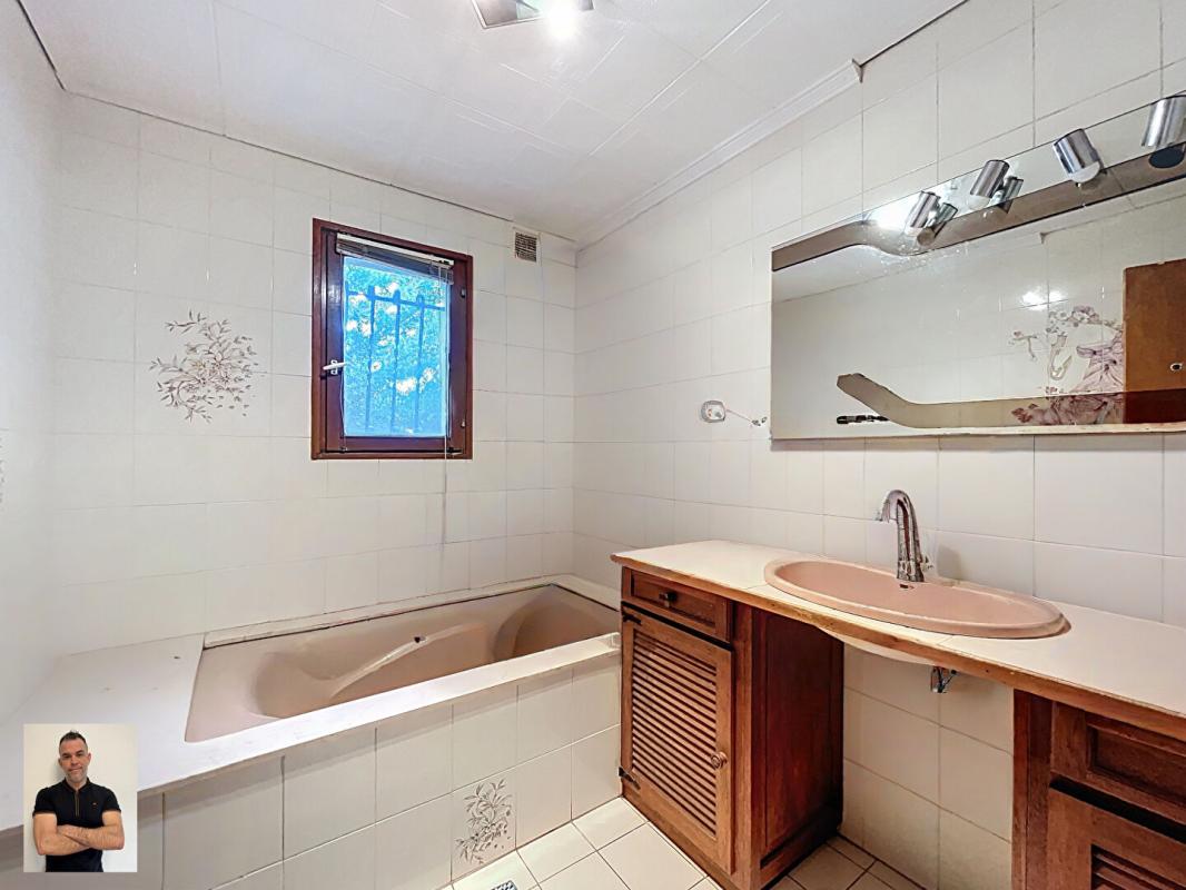 LA SEYNE-SUR-MER Maison  6 pièce(s) 105 m2 12