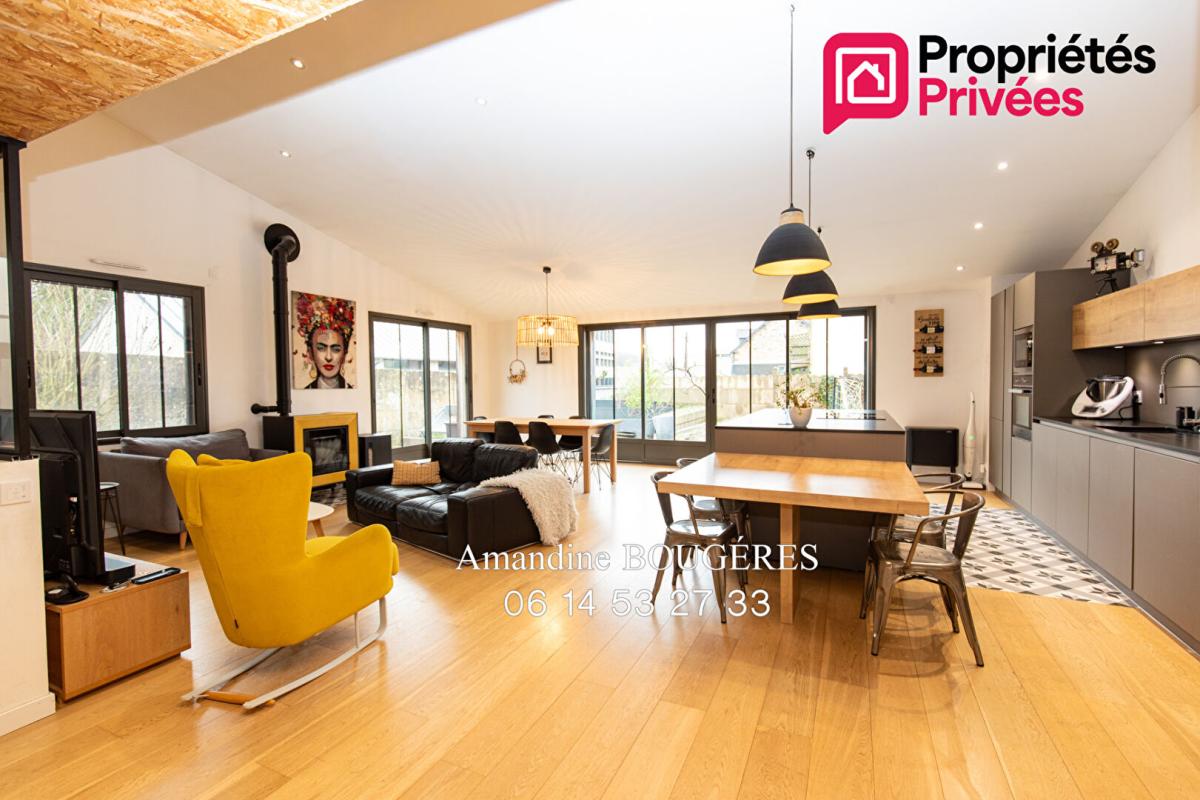 VITRE VITRE 35500 - PROCHE GARE A PIED- CENTRE VILLE -193 M² - 5 CHAMBRES - JARDIN - 579 000 EUROS HAI - STATIONNEMENT 1