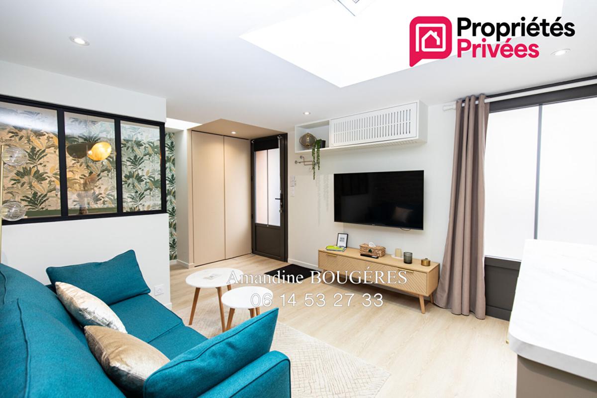 VITRE VITRE 35500 - PROCHE GARE A PIED- CENTRE VILLE -193 M² - 5 CHAMBRES - JARDIN - 579 000 EUROS HAI - STATIONNEMENT 11