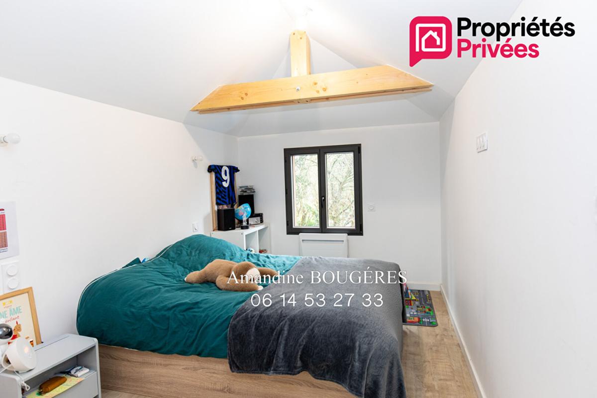 VITRE VITRE 35500 - PROCHE GARE A PIED- CENTRE VILLE -193 M² - 5 CHAMBRES - JARDIN - 579 000 EUROS HAI - STATIONNEMENT 6