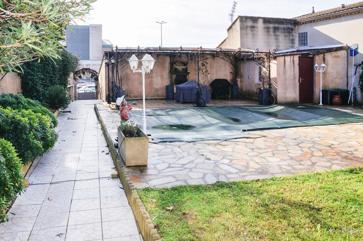 MARTIGUES Maison de 219,86 m2 centre Martigues 5