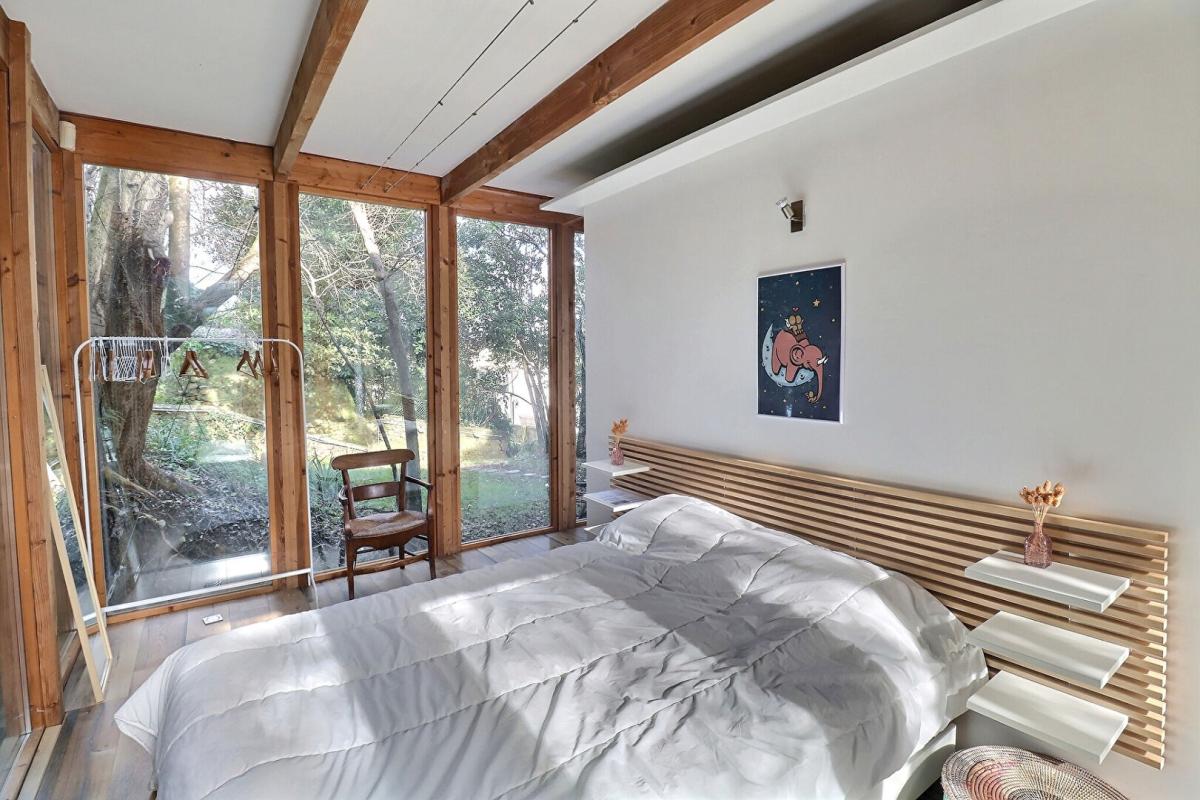 ALES Maison contemporaine ossature bois ? Écrin de verdure ? Centre-ville Alès ? Extension possible 5