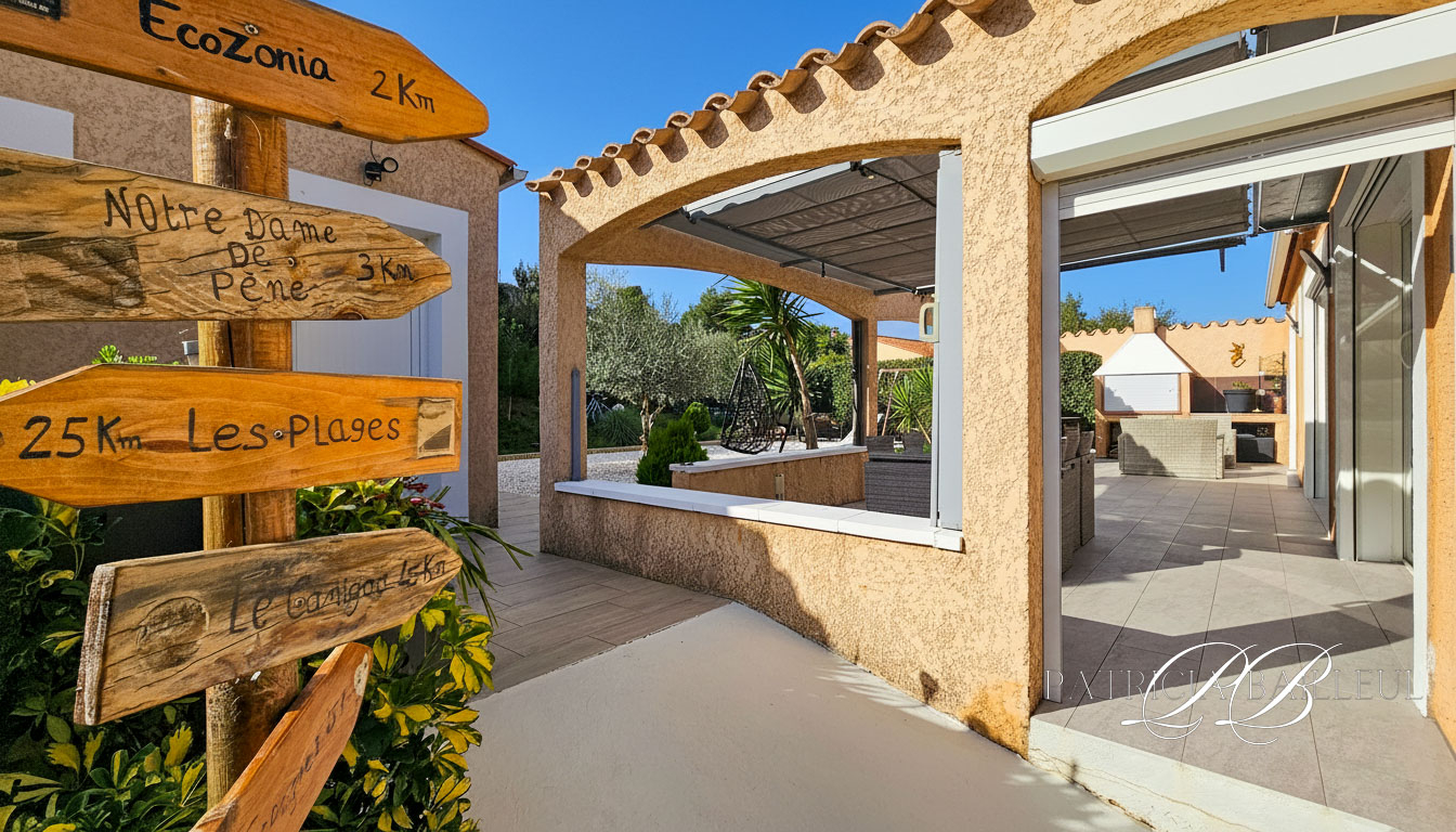 CASES-DE-PENE Maison 6 pièce(s) 120 m2 avec studio de 18m2 1