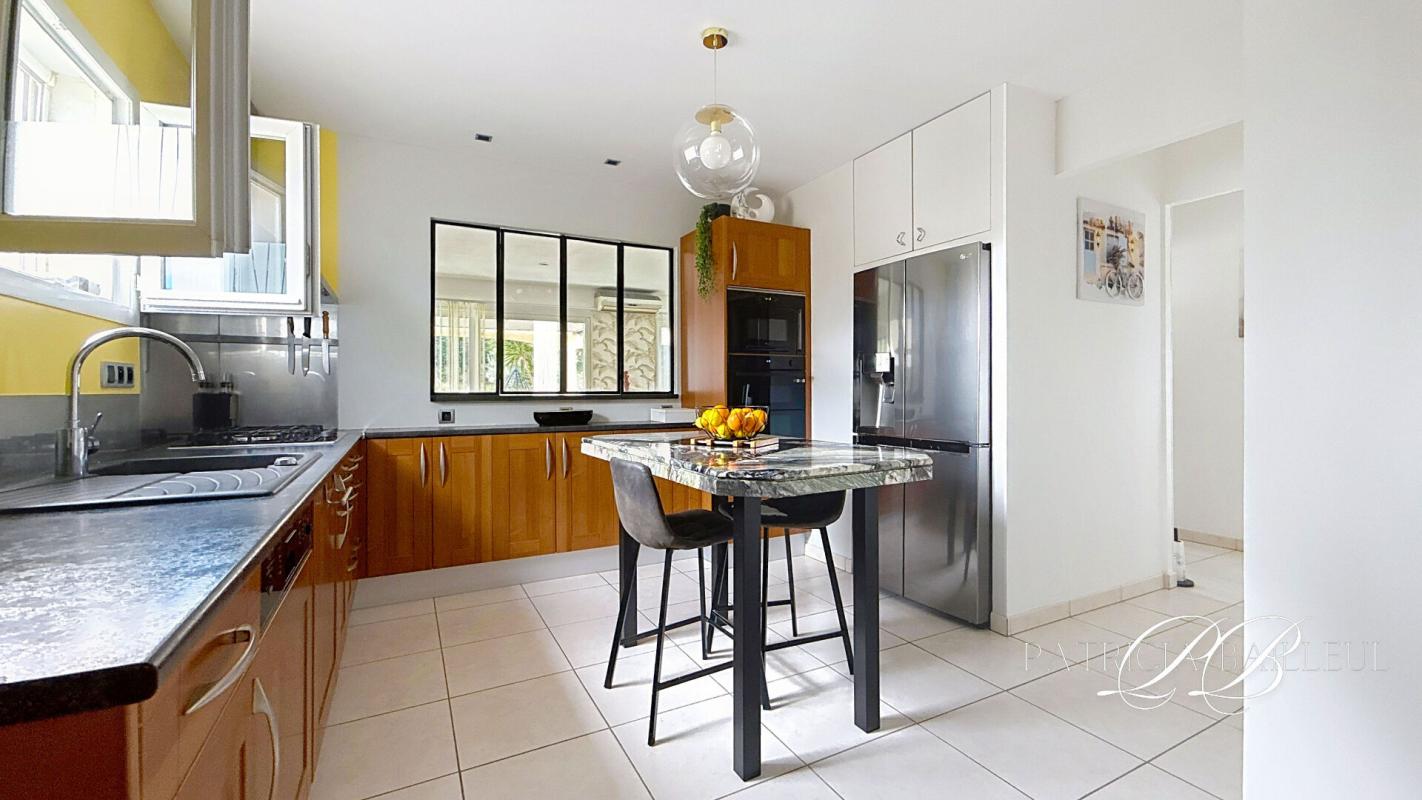 CASES-DE-PENE Maison 6 pièce(s) 120 m2 avec studio de 18m2 12