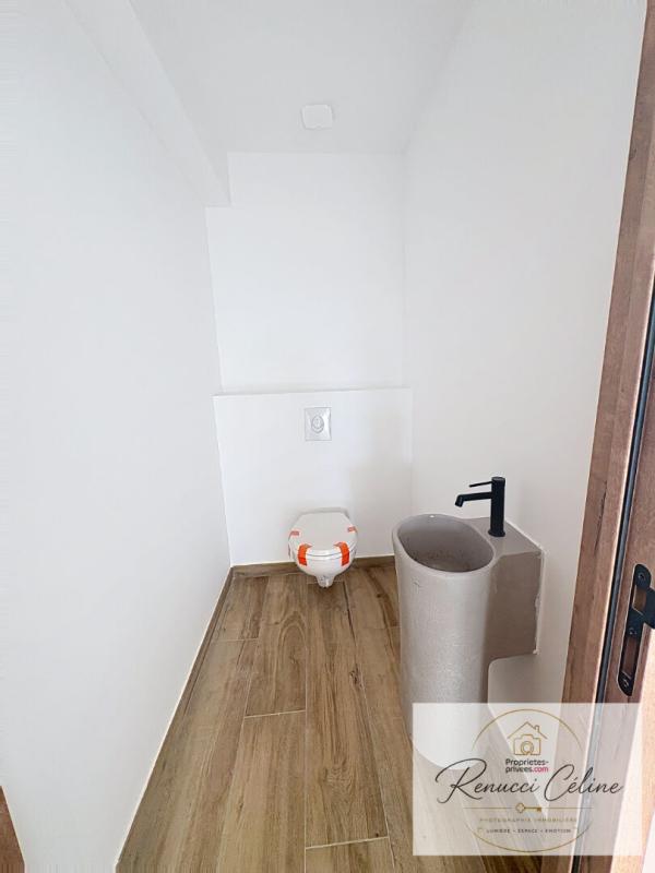 GROSSETO-PRUGNA Superbe T3 de 114 m² avec roof top de 19 m² 12