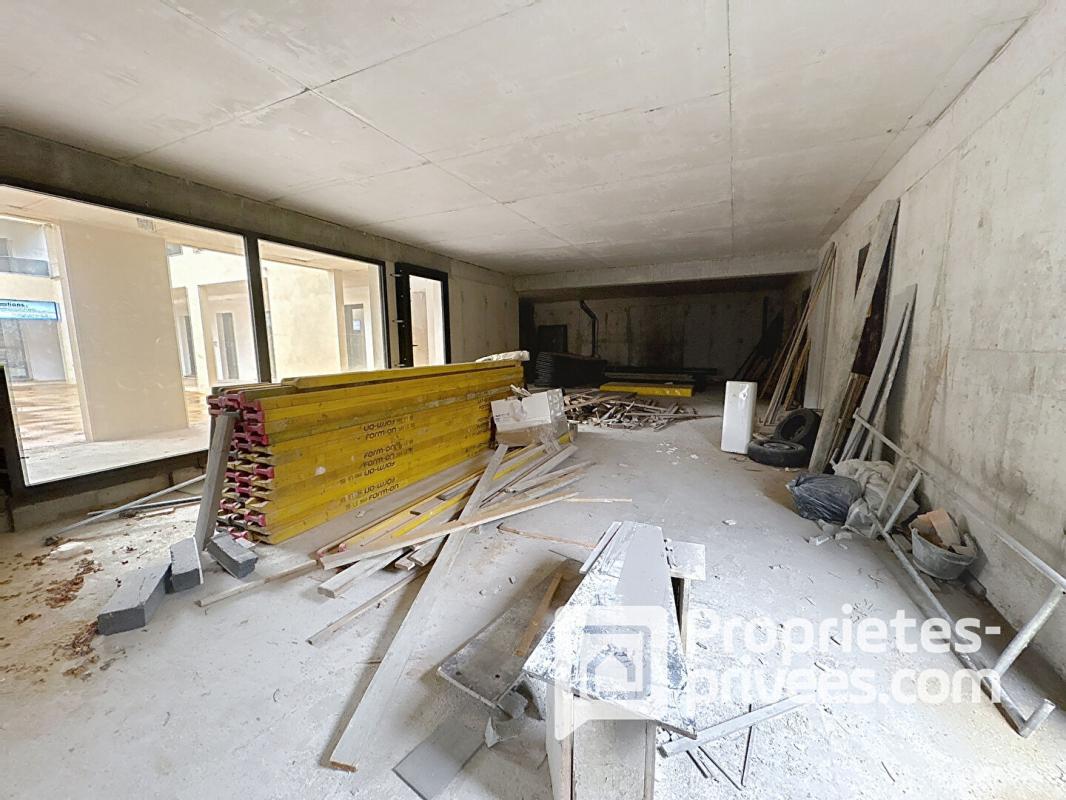 GROSSETO-PRUGNA Local  commercial de 57 m² 3