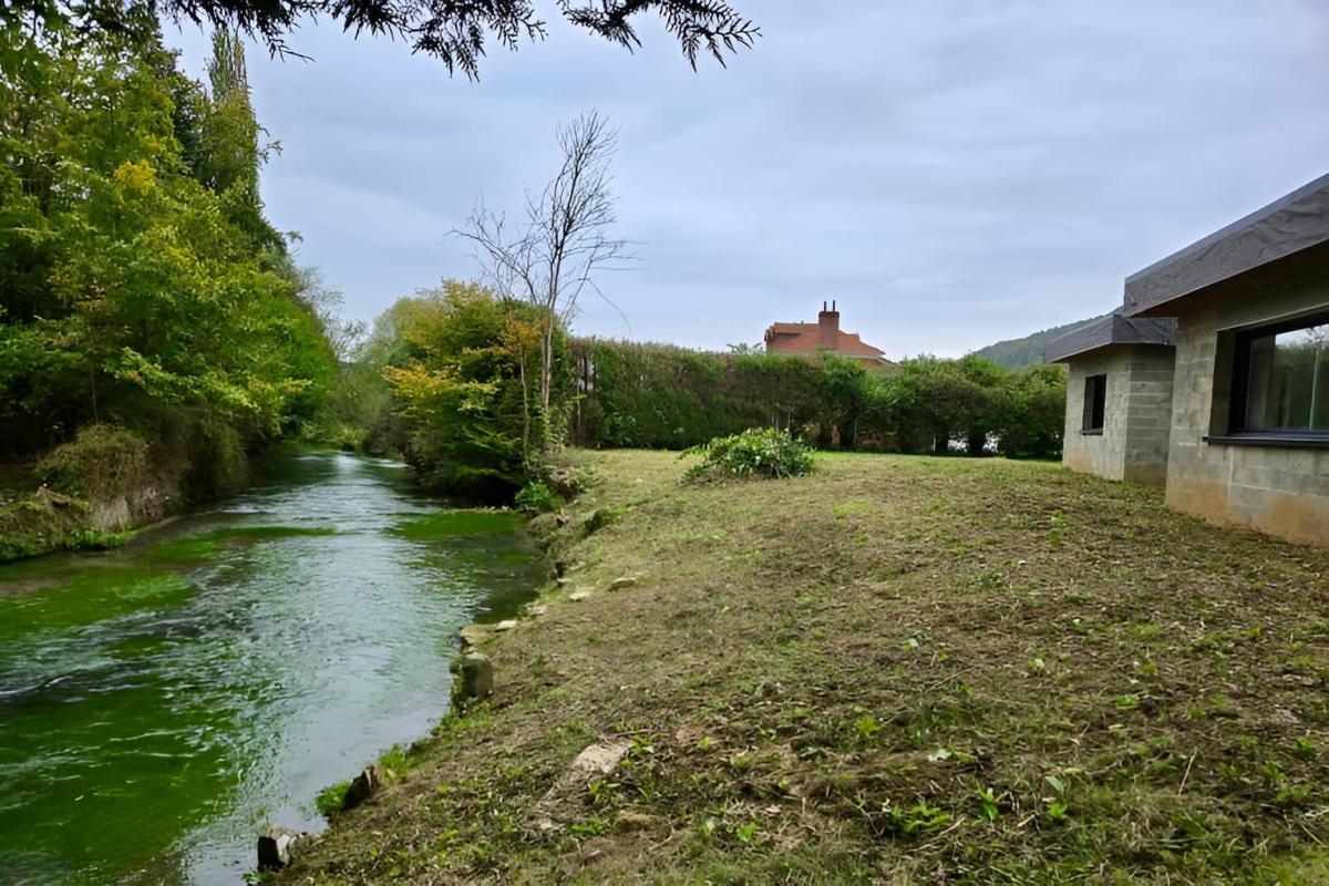 MONTVILLE Maison Montville 3 pièce(s) 138 m2 1