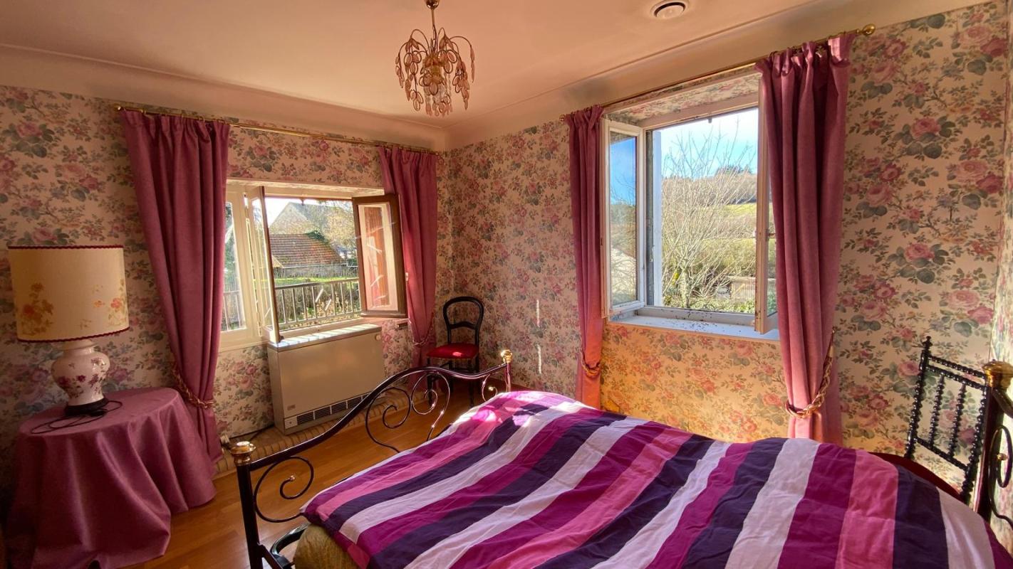 SAINT-SAULGE Maison 8 pièce(s) 200 m2 14