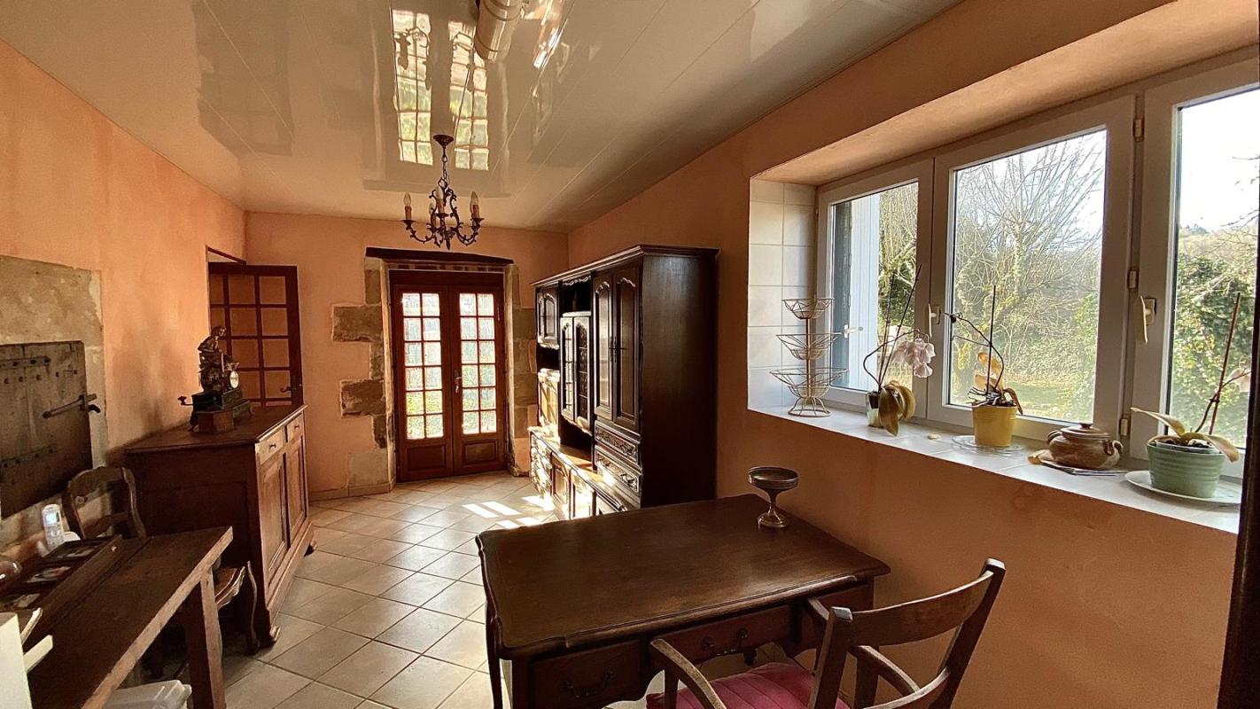 SAINT-SAULGE Maison 8 pièce(s) 200 m2 9