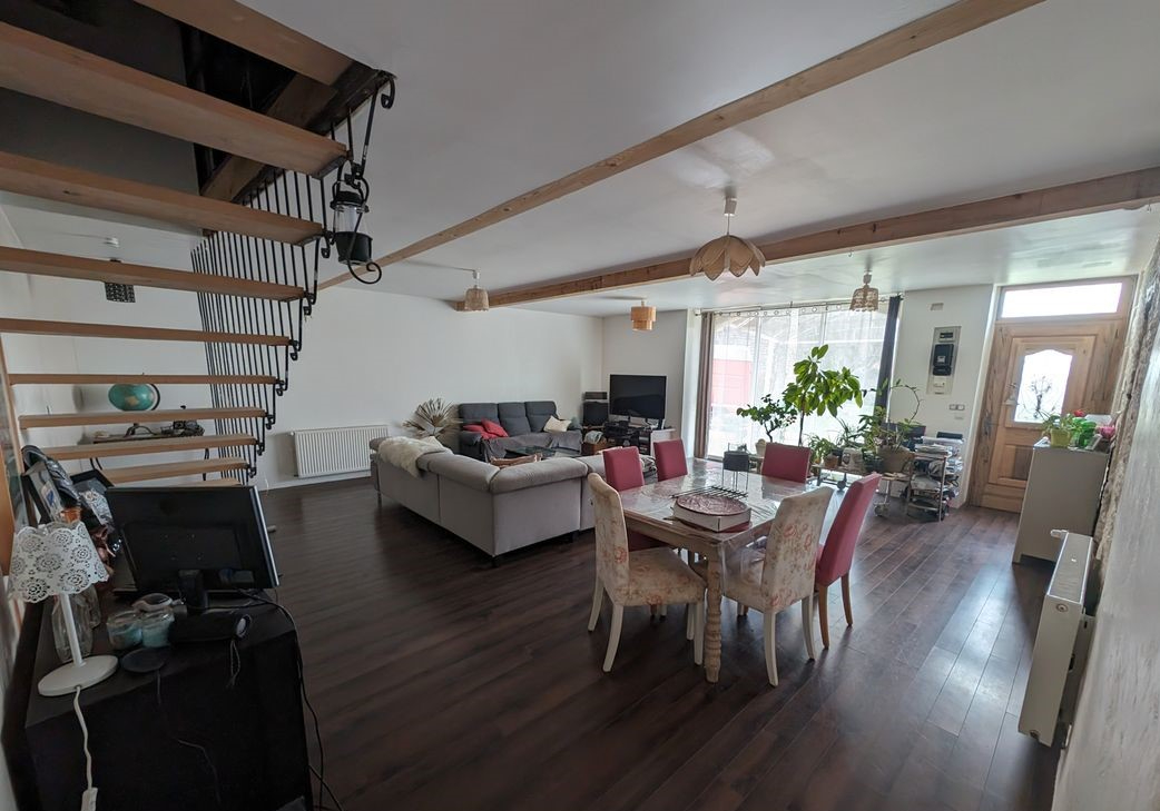 ROUILLAC Rouillac Maison 230 m², 5 ch, jardin 2