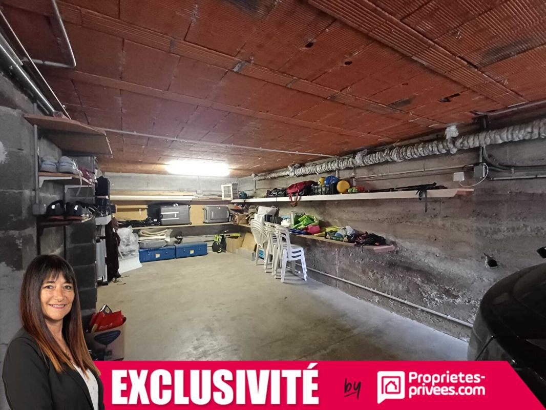 LA PACAUDIERE Maison Saint Martin d'Estreaux 9 pièce(s) 154 m2 14