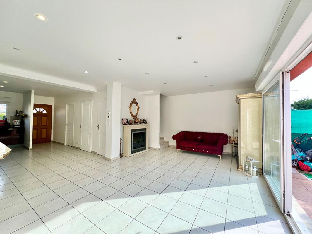 ORNEX Maison Ornex 5 pièces 98 m2 8