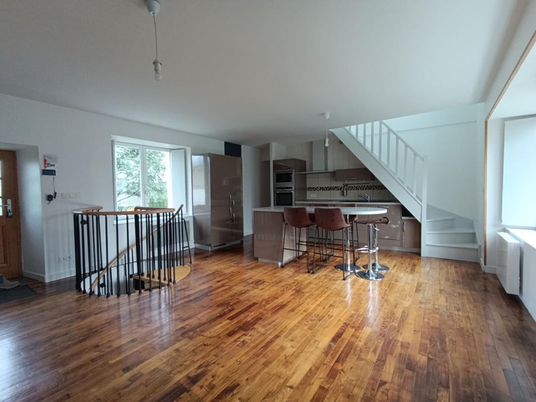 PONTIVY Maison Pontivy 5 pièce(s) 134 m2 5