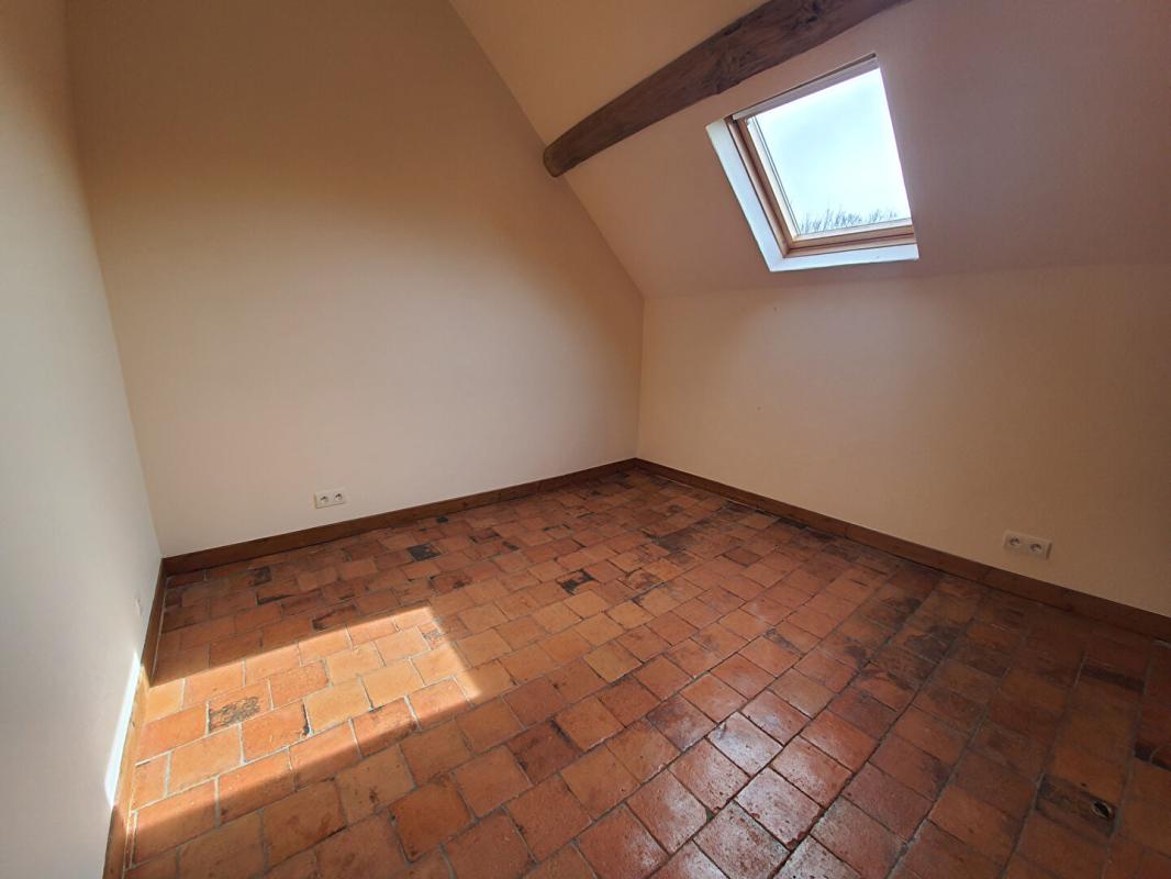 LOCHE-SUR-INDROIS Maison Loche Sur Indrois 5 pièce(s) 115 m2 10